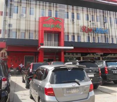 фото отеля Majestic Hotel Palembang