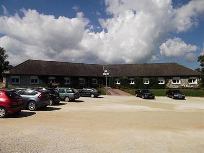 фото отеля Motel Saint Michel Villegusien-le-Lac