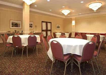 фото отеля Comfort Inn & Suites Saint Johnsbury