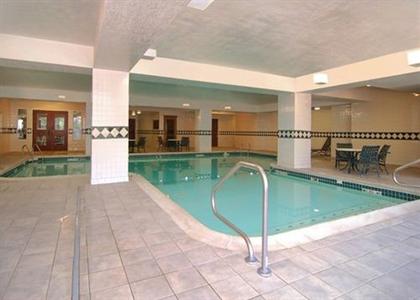 фото отеля Comfort Inn & Suites Saint Johnsbury