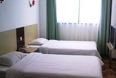 фото отеля Huaqiao Business Hotel Railway Station