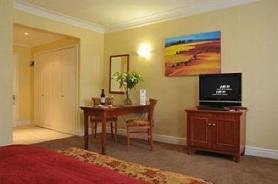 фото отеля Hollow On The Square Cape Town City Hotel