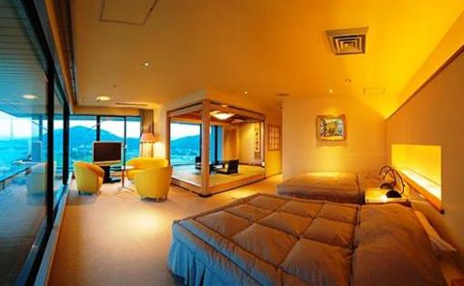 фото отеля Naruto Grand Hotel