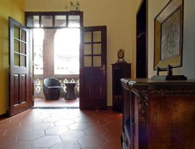 фото отеля Thirties Holiday Villa