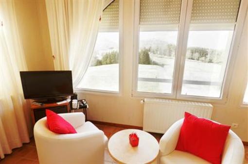 фото отеля Hotel Le Castrum