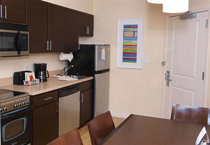 фото отеля TownePlace Suites Republic Airport Long Island Farmingdale