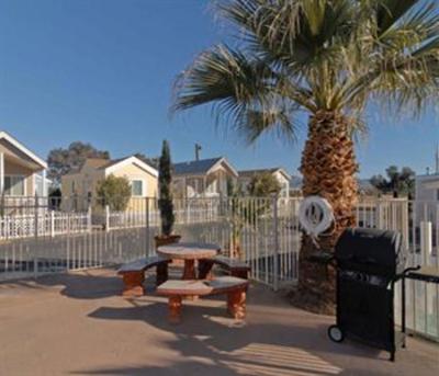 фото отеля Blue Sky Resort Twentynine Palms
