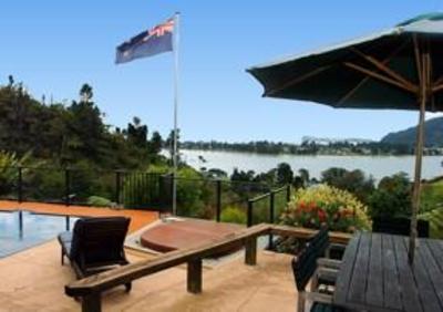 фото отеля Colleith Lodge Tairua