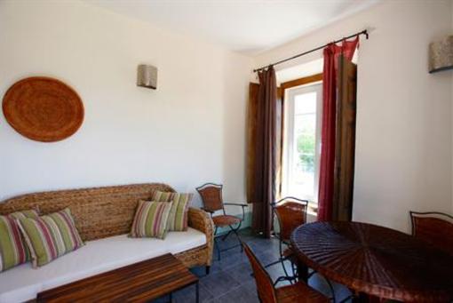 фото отеля Casas da Estacao