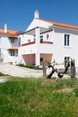 фото отеля Casas da Estacao