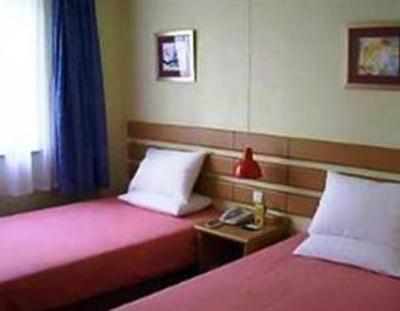 фото отеля Home Inn (Kunming Baita Road)