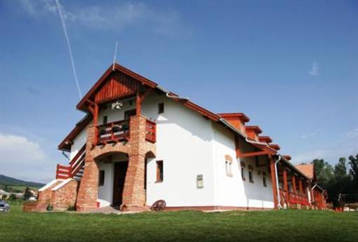 фото отеля Equital Horse Farm
