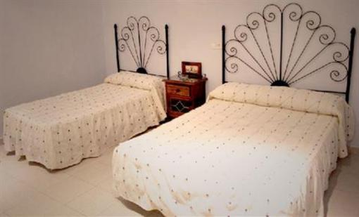 фото отеля Hostal El Paso Bailen