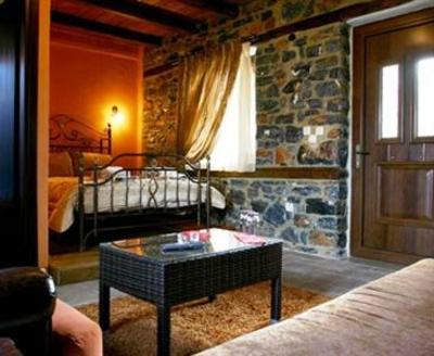 фото отеля Guesthouse Voras 2