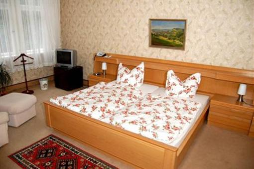 фото отеля Kurvilla am Park Hotel-Pension
