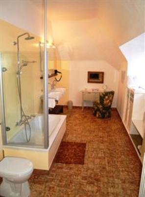 фото отеля Kurvilla am Park Hotel-Pension