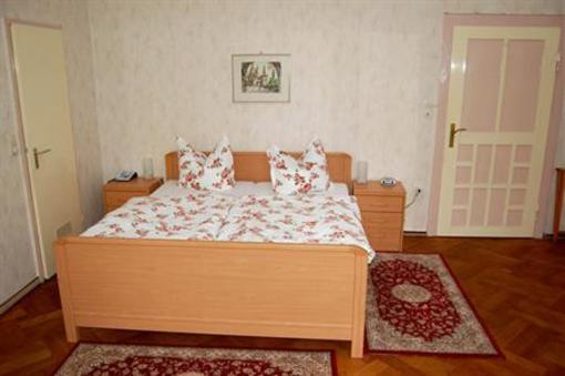 фото отеля Kurvilla am Park Hotel-Pension