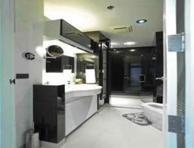 фото отеля Vega Service Apartment