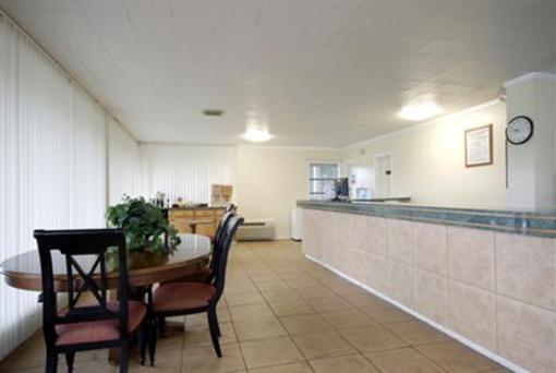 фото отеля Americas Best Value Inn Perry (Florida)