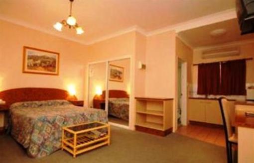 фото отеля Townview Motel Mount Isa