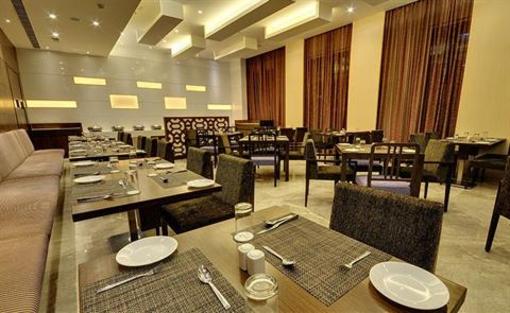 фото отеля Hotel Platinum Residency
