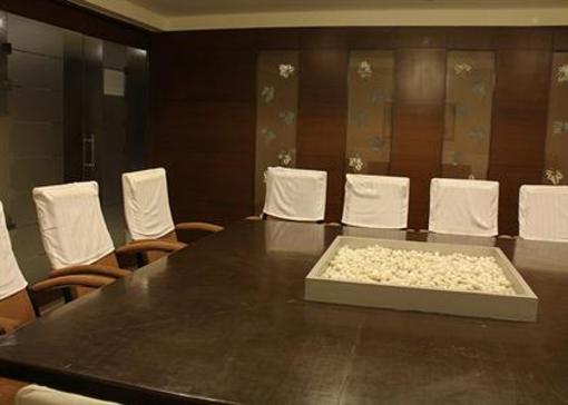 фото отеля Hotel Platinum Residency