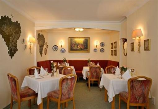 фото отеля Hotel Zur Traube