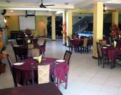фото отеля Beverly Hills Hotel Mount Lavinia