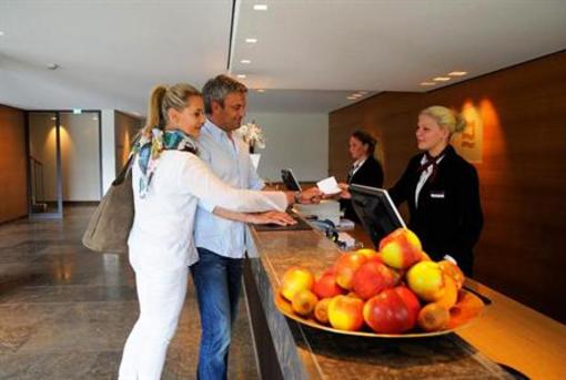 фото отеля Hotel Schlossgut Gross Schwansee