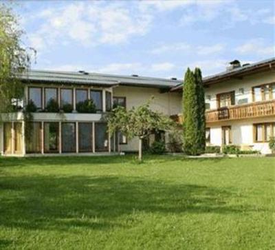 фото отеля Beautyfarm Landhaus Servus