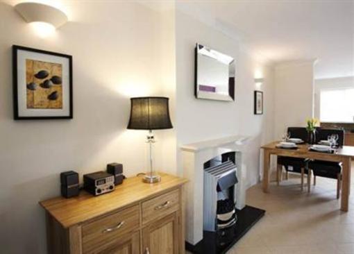 фото отеля Lakeview Holiday Cottages