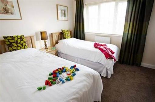 фото отеля Lakeview Holiday Cottages