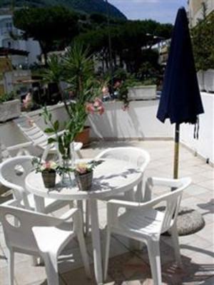 фото отеля Hotel Il Nespolo