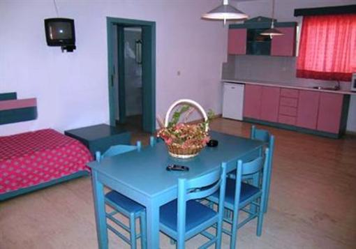 фото отеля Lefkoniko Corner Hotel Rethymnon