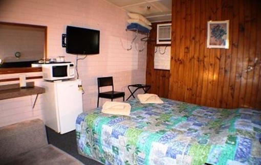 фото отеля Nhill Oasis Motel