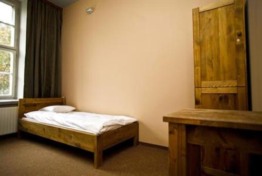 фото отеля Chopper Hostel