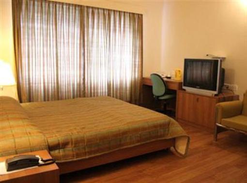 фото отеля Rainey Court Residency