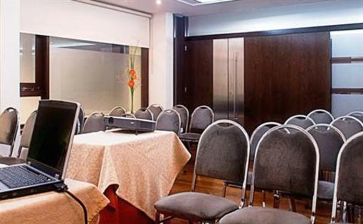 фото отеля Urquiza Apart Hotel & Suites
