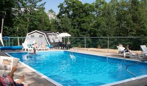 фото отеля Lakeview Motel Haliburton