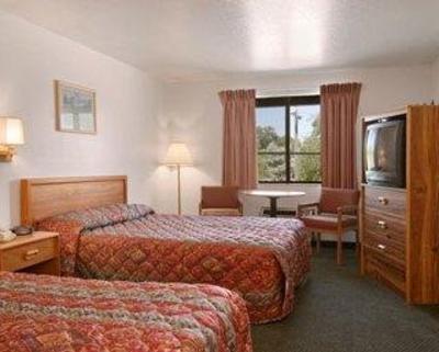 фото отеля Super 8 Ogden