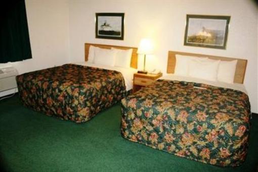 фото отеля AmericInn Lodge & Suites Elkhorn