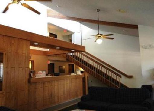 фото отеля AmericInn Lodge & Suites Elkhorn