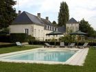 фото отеля Chateau du Portail Bed And Breakfast Monteaux