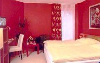 фото отеля Hotel Kaiserswerth Garni