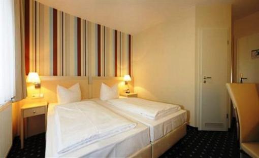 фото отеля Rhein Neckar Hotel Mannheim