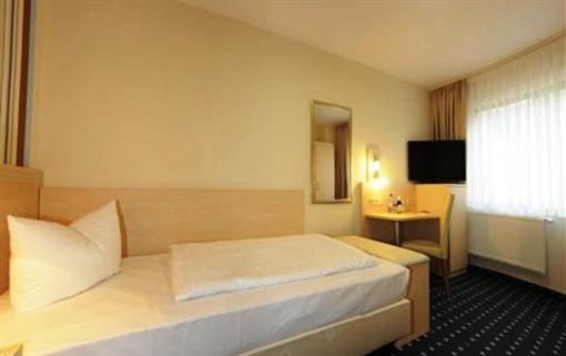 фото отеля Rhein Neckar Hotel Mannheim
