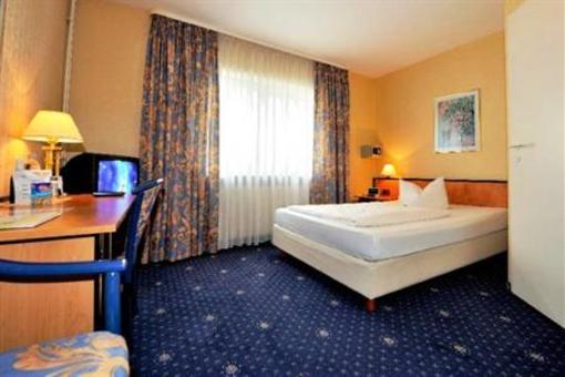 фото отеля Rhein Neckar Hotel Mannheim