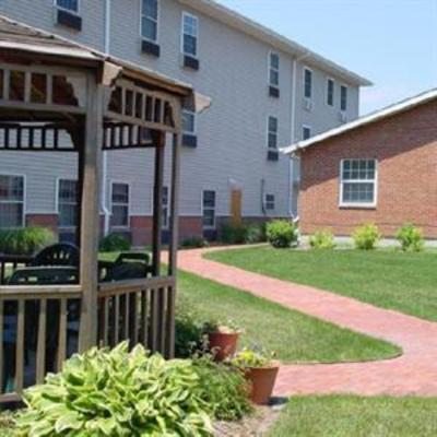 фото отеля Nauvoo Family Inn & Suites