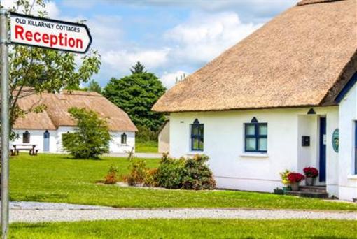 фото отеля Old Killarney Village Gottages