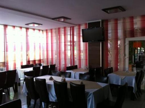 фото отеля Hotel Tomis
